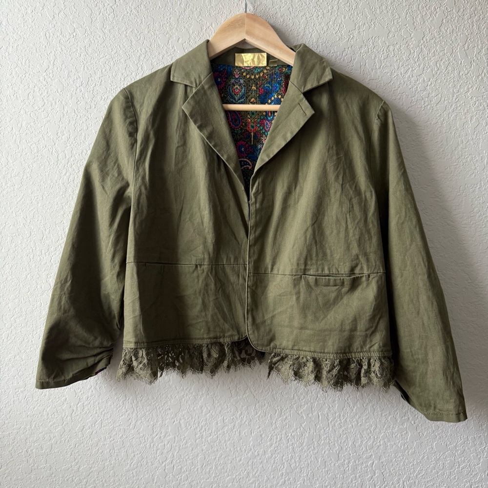 Princess Vera Wang‎ Olive Green Cropped Jacket with Lace Hem
